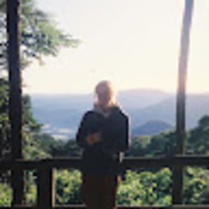 Meet your Posher, Julia